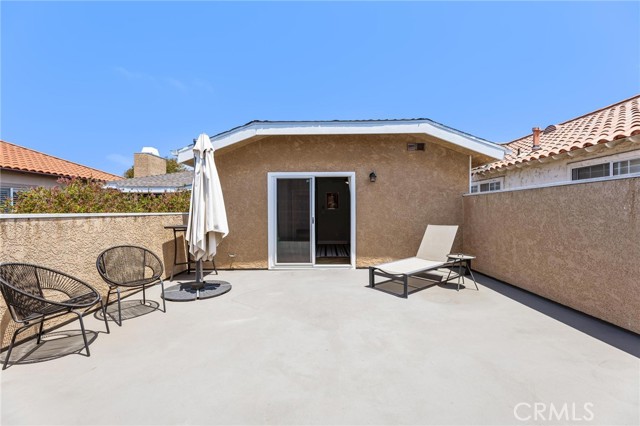 2007 Dufour AVE Unit: B