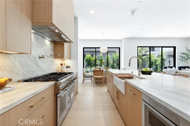 2206 Gates AVE Unit: B