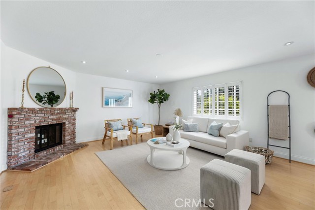 1421 12th ST Unit: 1