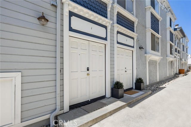 1421 12th ST Unit: 1