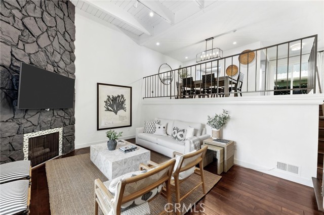 2518 Curtis Ave Unit: 3