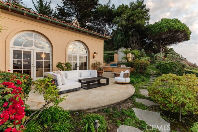 609 Paseo Del Mar
