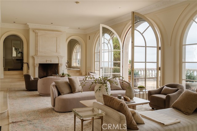 609 Paseo Del Mar