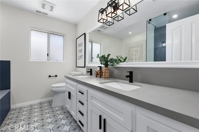 1714 Marshallfield Unit: A