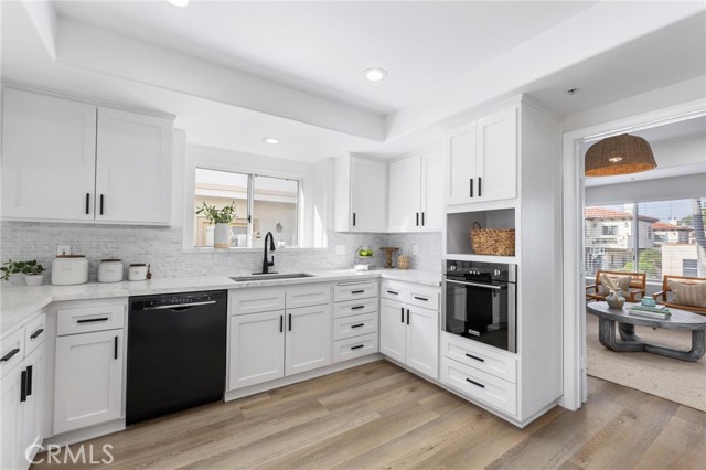 1714 Marshallfield Unit: A