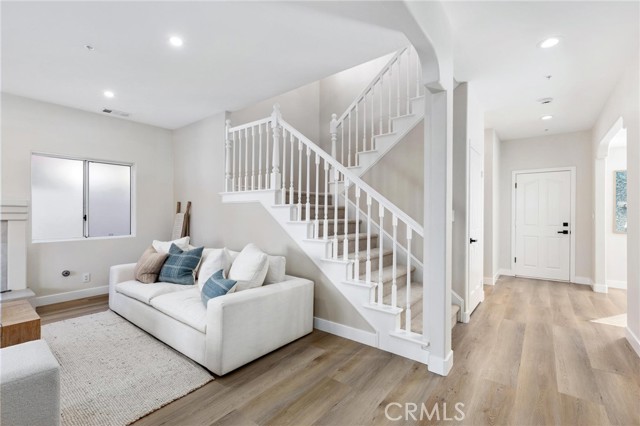 1714 Marshallfield Unit: A