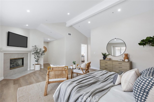 1714 Marshallfield Unit: A