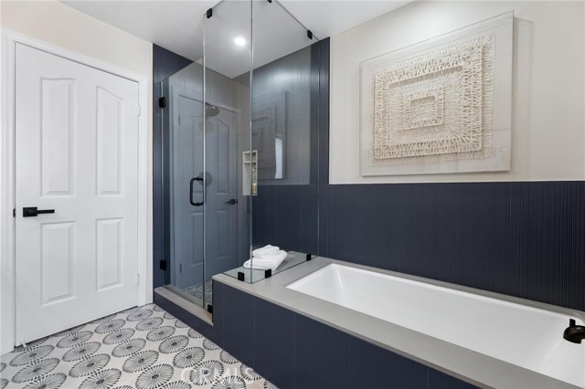 1714 Marshallfield Unit: A