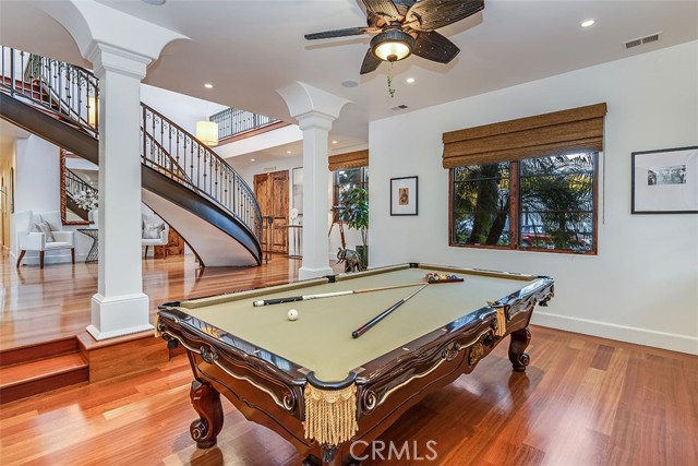 1807 Valley Park AVE