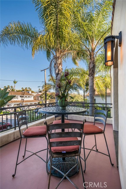 1807 Valley Park AVE