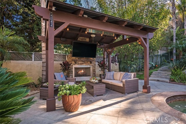 1807 Valley Park AVE