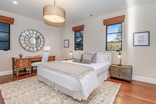 1807 Valley Park AVE