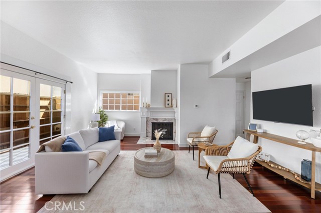 1515 Artesia Unit: 2