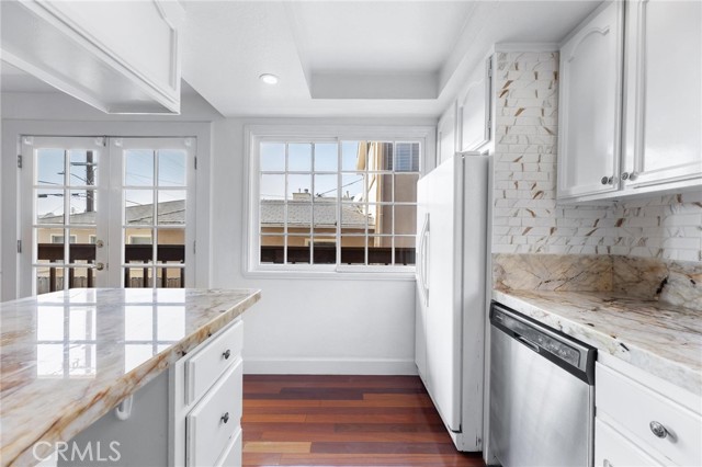 1515 Artesia Unit: 2