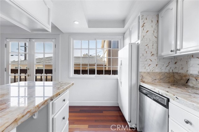 1515 Artesia Unit: 2