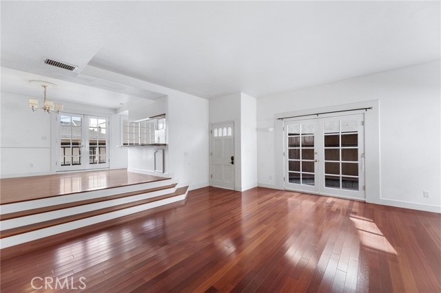 1515 Artesia Unit: 2