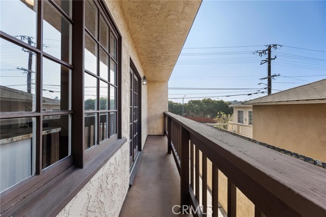 1515 Artesia Unit: 2