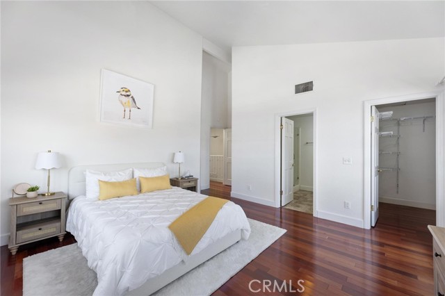 1515 Artesia Unit: 2