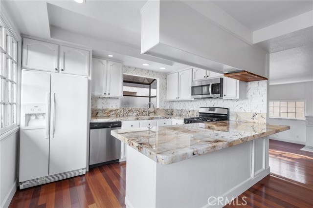 1515 Artesia Unit: 2