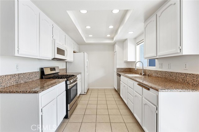 1421 12th ST Unit: 4