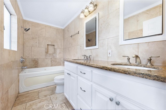 1421 12th ST Unit: 4