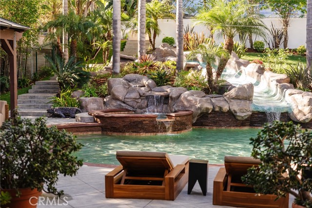 1807 Valley Park AVE