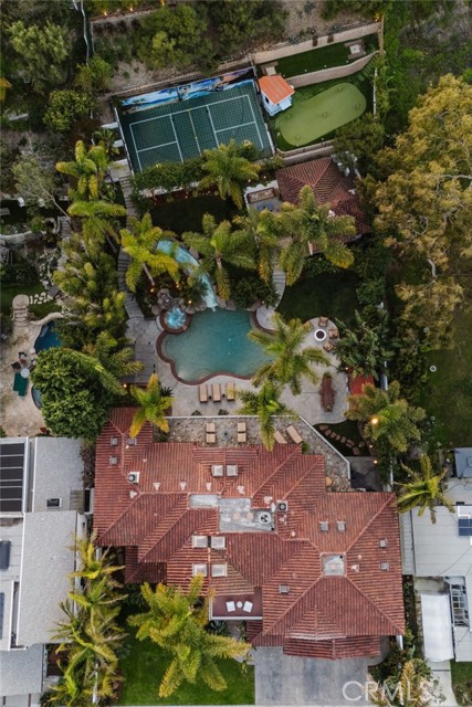 1807 Valley Park AVE