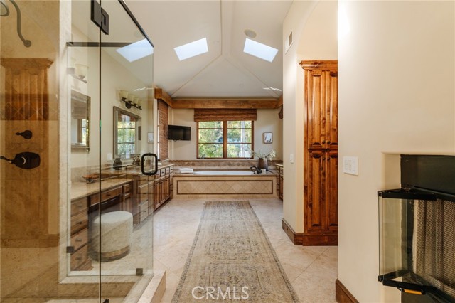 1807 Valley Park AVE