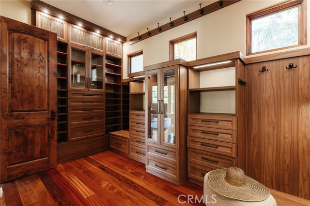 1807 Valley Park AVE