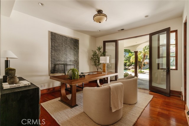 1807 Valley Park AVE