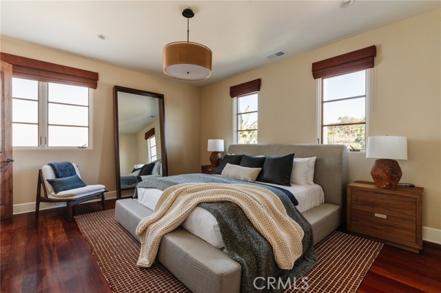 1807 Valley Park AVE