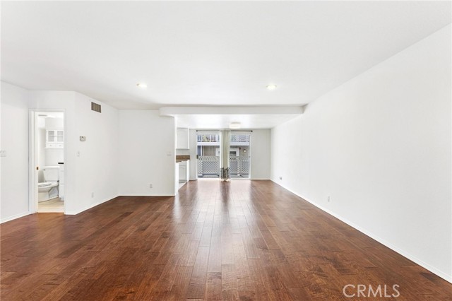 1421 12th ST Unit: 4