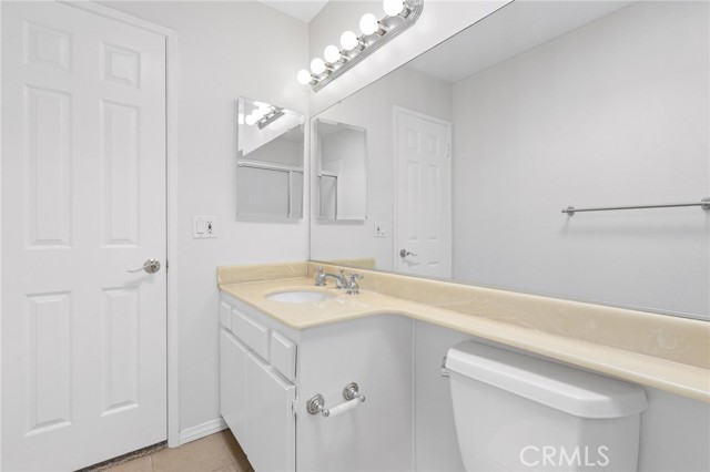 1421 12th ST Unit: 4