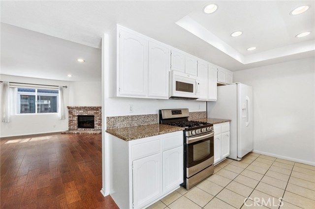 1421 12th ST Unit: 4