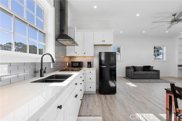 1300 S Helberta AVE Unit: 2