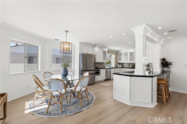 2214 Ruhland AVE Unit: A