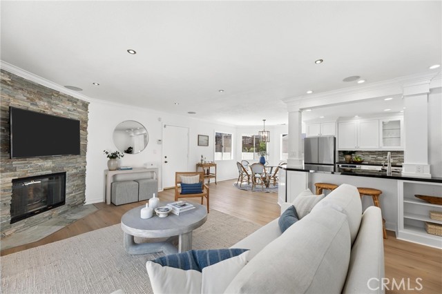 2214 Ruhland AVE Unit: A