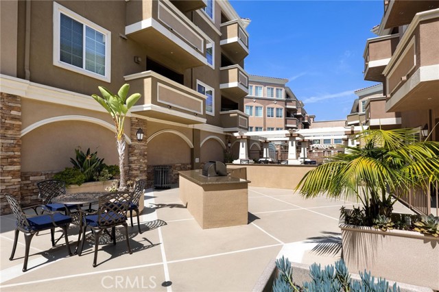 2750 Artesia Unit: 458