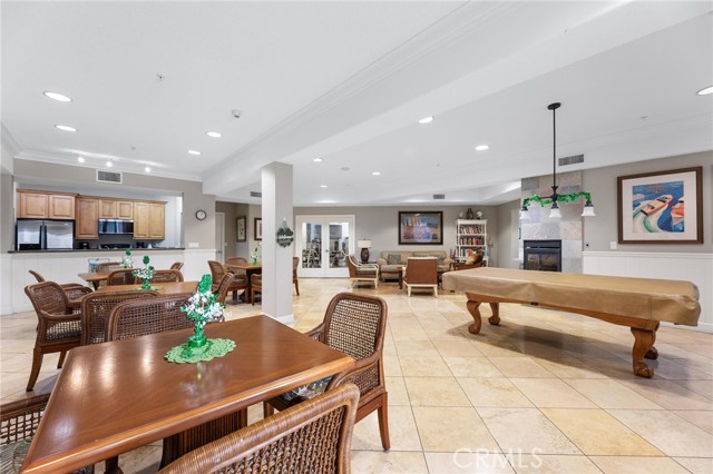2750 Artesia Unit: 458