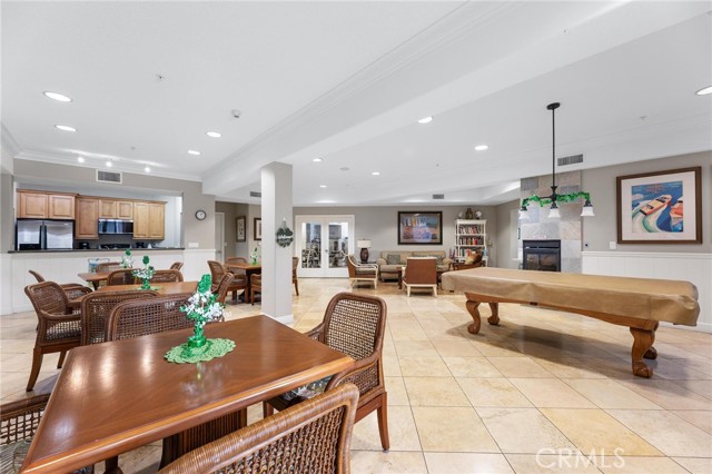 2750 Artesia Unit: 458