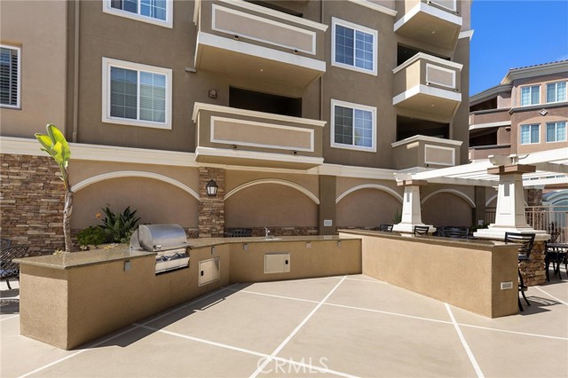 2750 Artesia Unit: 458