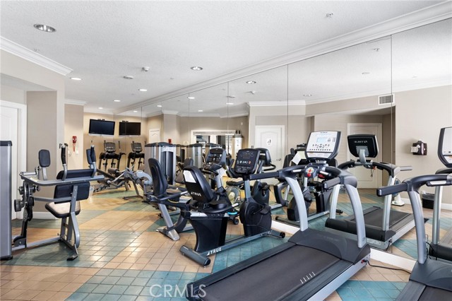 2750 Artesia Unit: 458