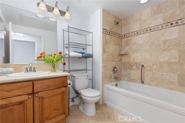 2750 Artesia Unit: 458