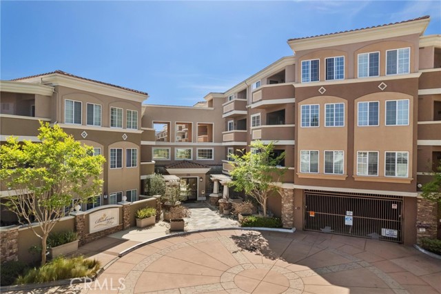 2750 Artesia Unit: 458