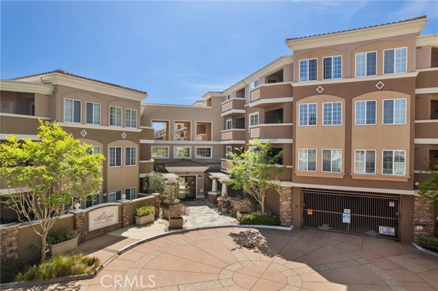 2750 Artesia Unit: 458