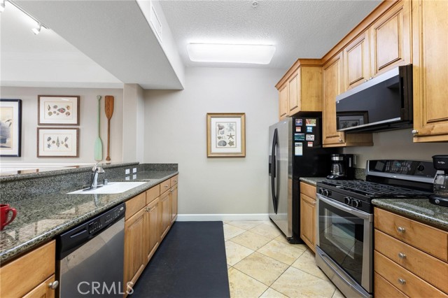 2750 Artesia Unit: 458