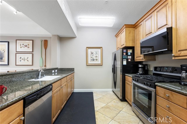 2750 Artesia Unit: 458