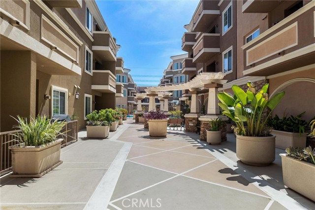 2750 Artesia Unit: 458