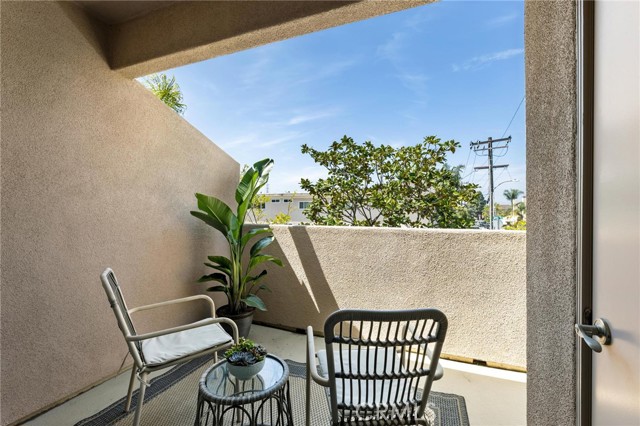 2750 Artesia Unit: 458