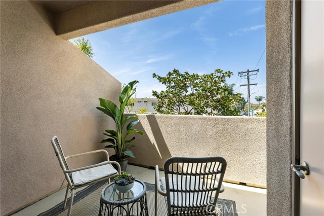 2750 Artesia Unit: 458